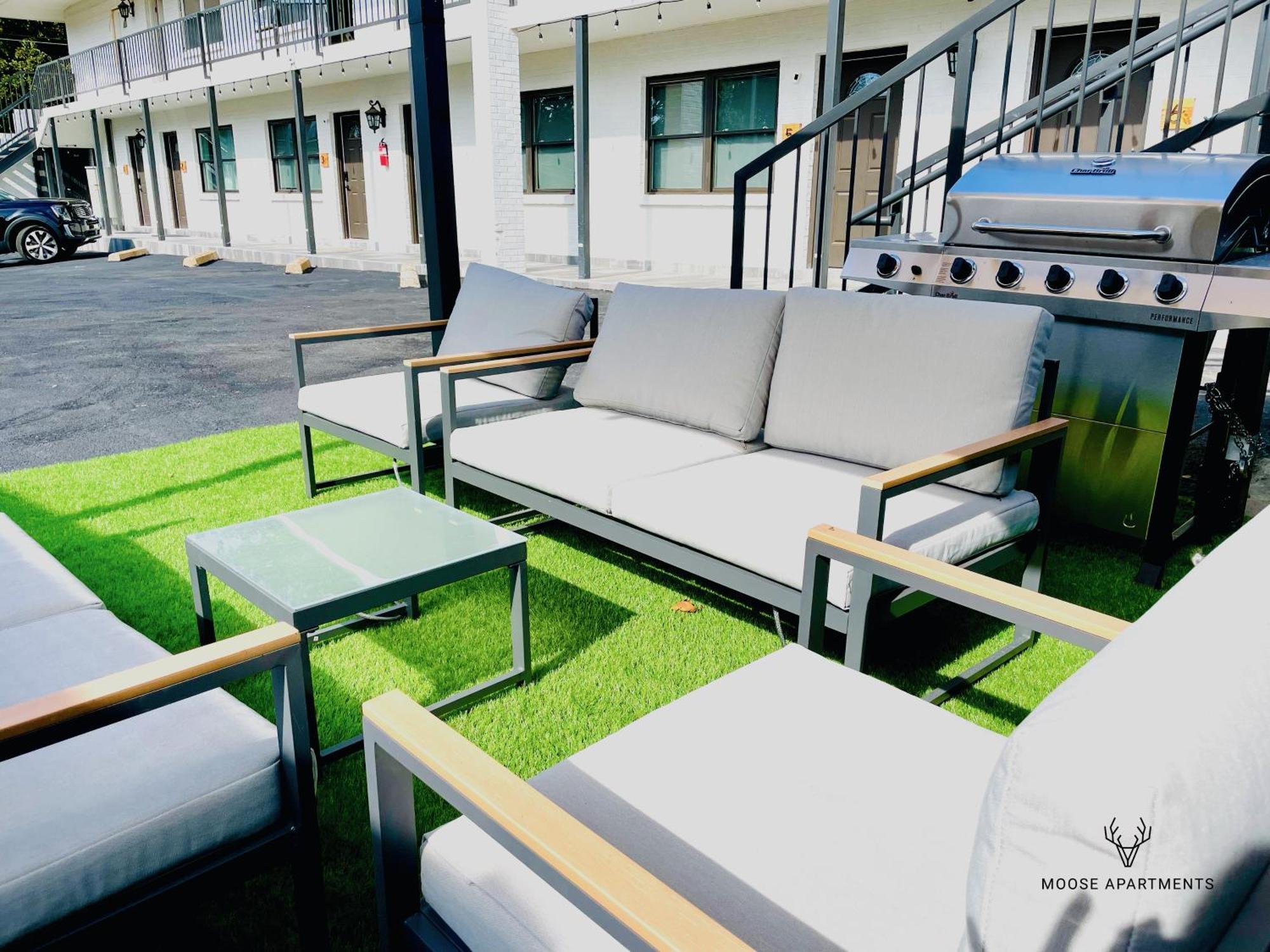 The Moose #10 - Stylish Loft With King Bed, Free Parking & Wi-Fi Apartment เมมฟิส ภายนอก รูปภาพ